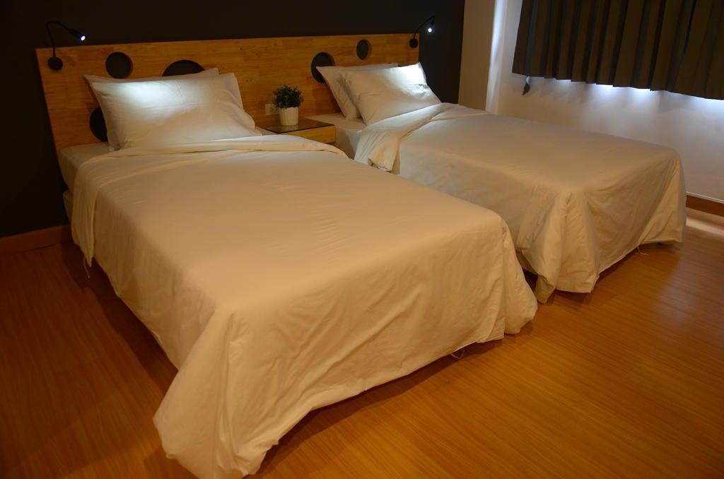 Hotel Mybed Ratchada Bangkok Exterior foto